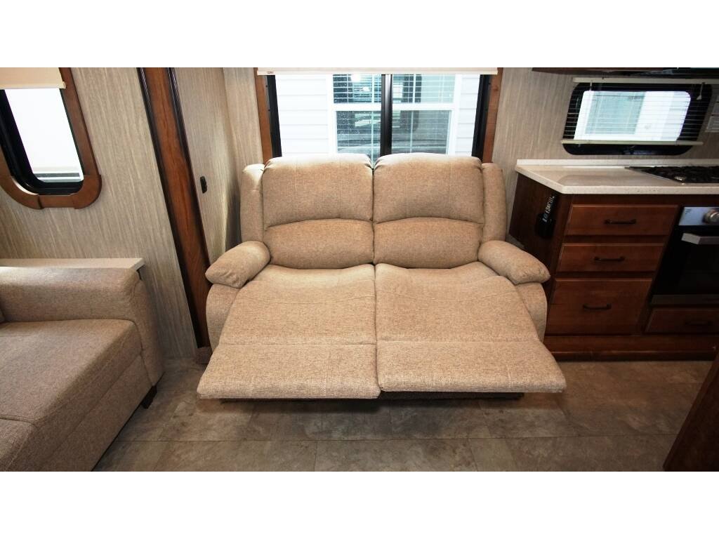 2019 Heartland BIG COUNTRY 3950 FB